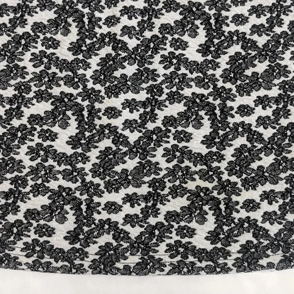 Urban Outfitter Floral A-Line Mini Skirt, Color White/Black Size S - Picture 5 of 11